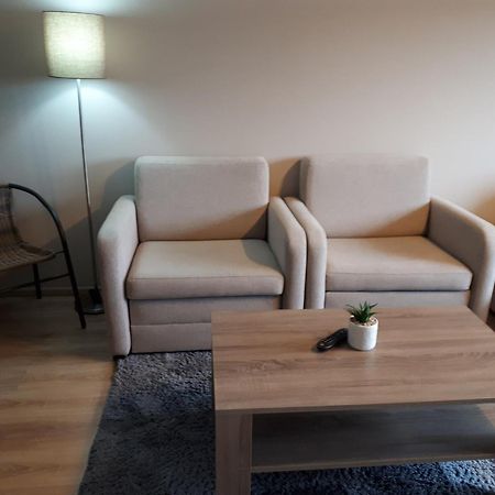 Głogów przy Morcinka Apartamento Exterior foto